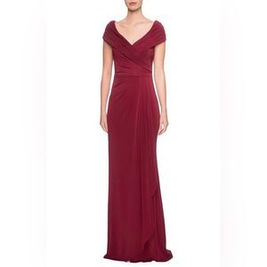 La Femme Wine Burgundy Ruched Off The Shoulder Jersey Column Gown Size 6 NWOT